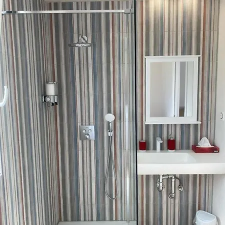 Quarto em Acomodações Particulares Casa S'arraval